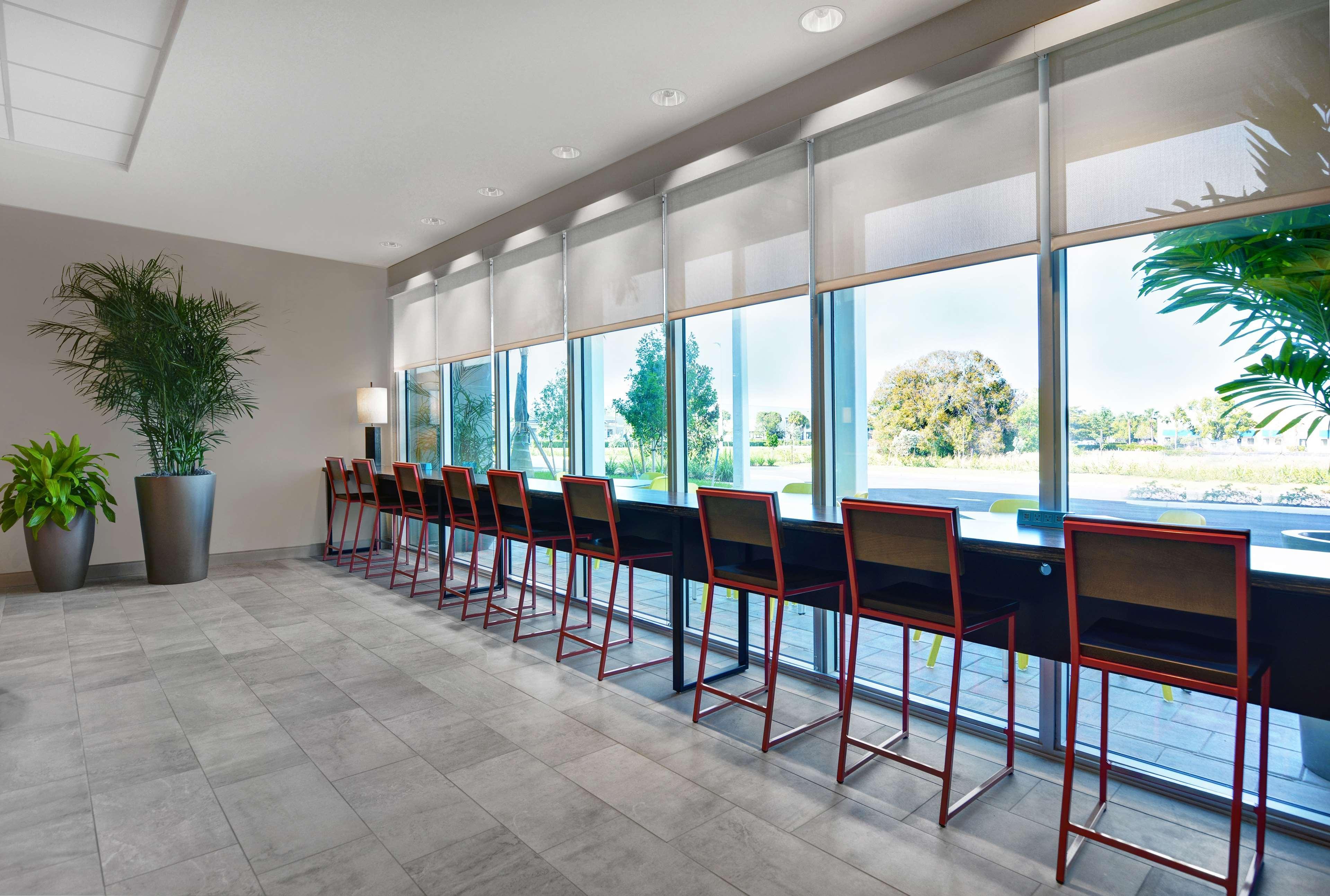 Home2 Suites By Hilton Fort Myers Colonial Blvd Εξωτερικό φωτογραφία
