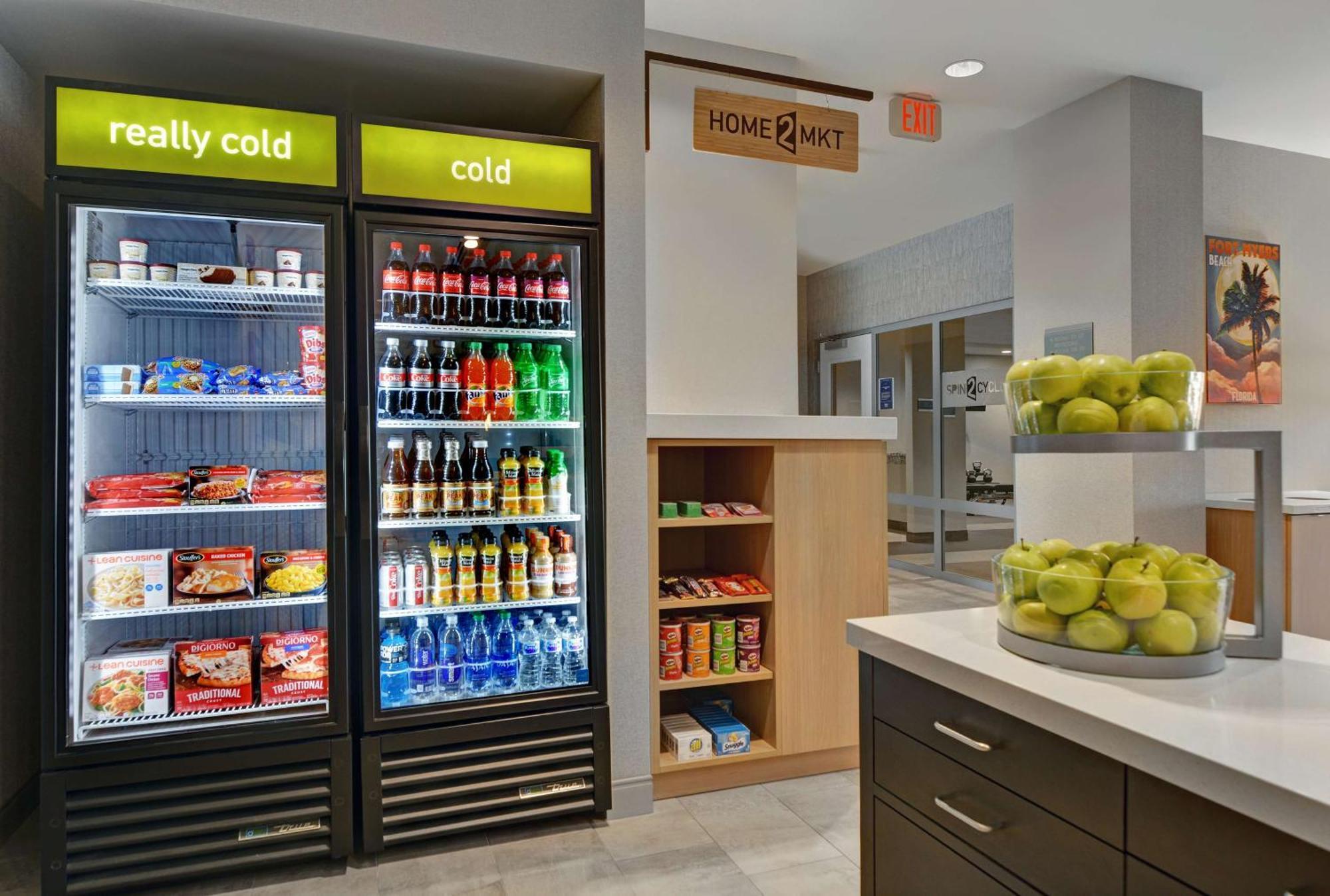Home2 Suites By Hilton Fort Myers Colonial Blvd Εξωτερικό φωτογραφία